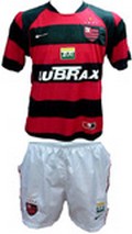 Uniforme Oficial